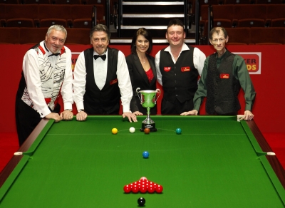 Участники Snooker Legends Tour 2010: John Virgo, Cliff Thorburn, Michaela Tabb, Jimmy White, Alex Higgins